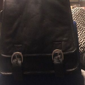 Crossbody leather saddlebag